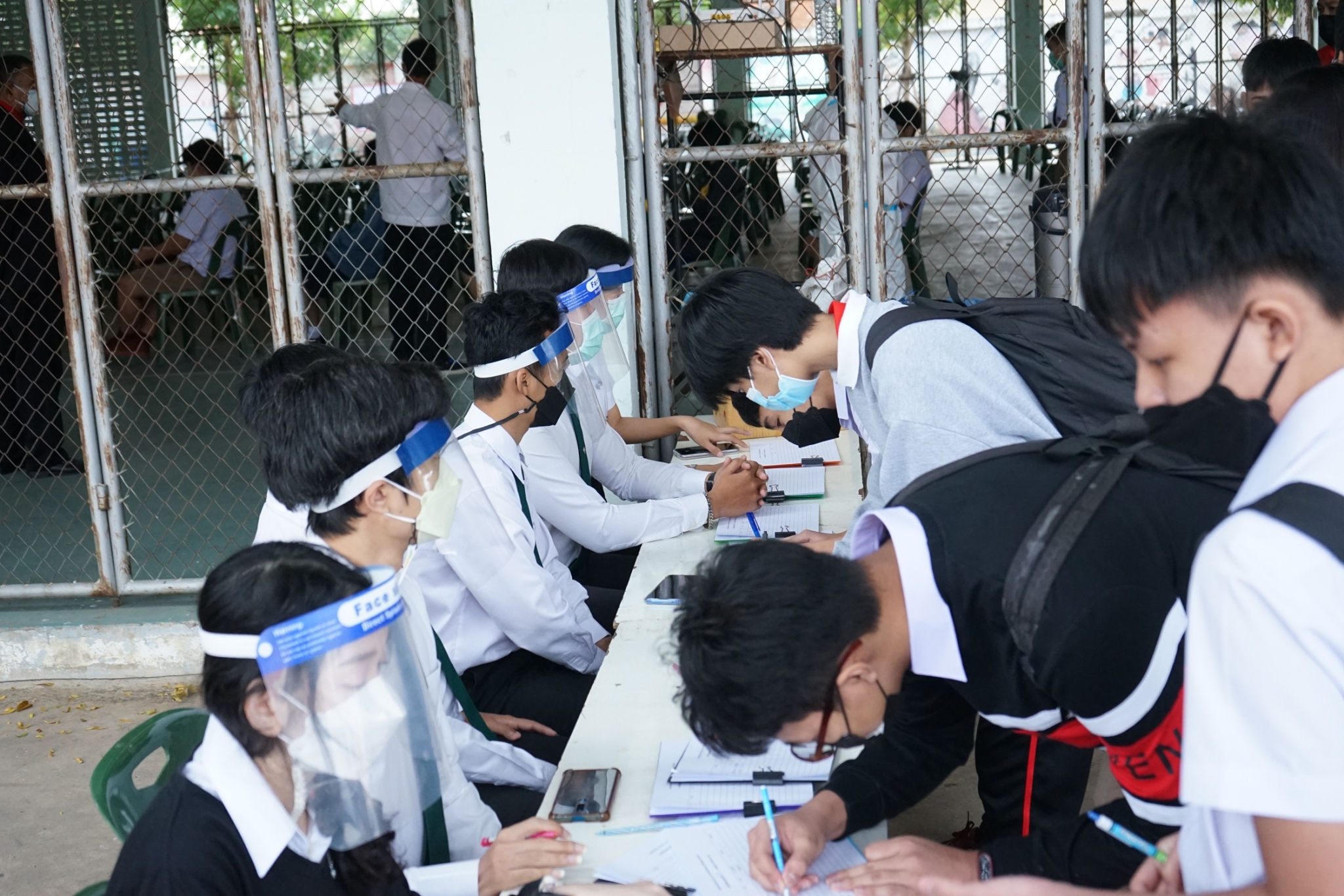 LINE_ALBUM_นร ตรวจ atk 2-12-64_๒๑๑๒๐๒_6